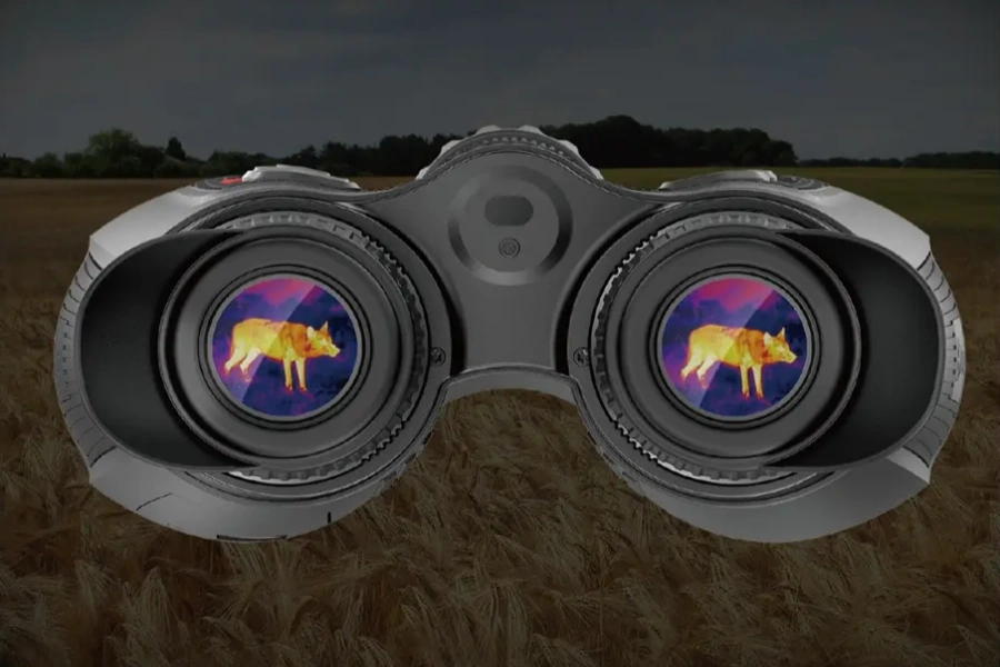 Objekte die ein Wärmebildfernglas im Gelände anzeigt